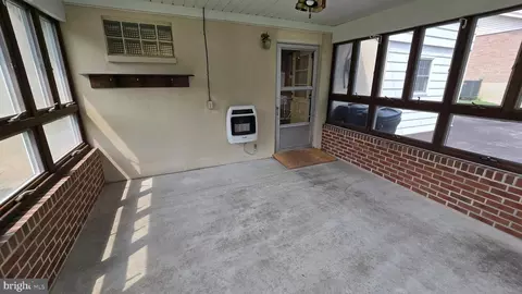 419 Holland, Reading, PA 19607 photo 16