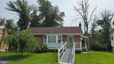 419 Holland, Reading, PA 19607