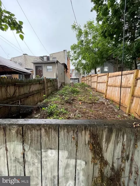 308 Hollenbach St, Reading, PA 19601