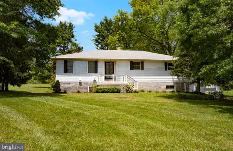 2464 Old Route 100, Barto, PA 19504