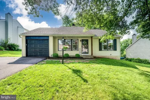 2009 Quail Hollow Dr, Reading, PA 19606