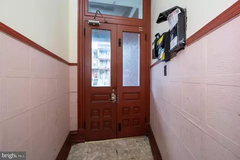 Entry Way - 146 Oley St, Reading, PA 19601 photo 2 of 6