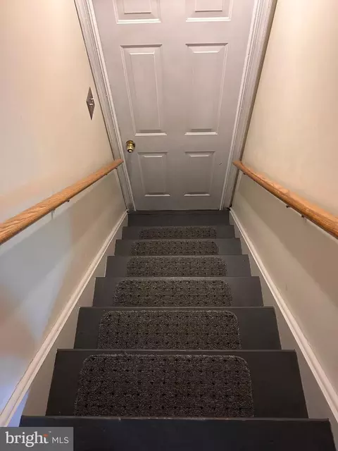 Entry Way - 100 Constitution Ave, Reading, PA 19606 photo 3 of 3
