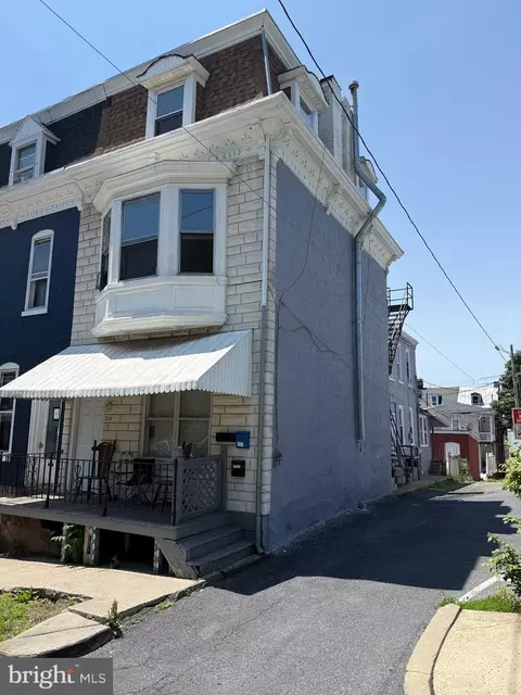 214 S 13th St, Reading, PA 19602