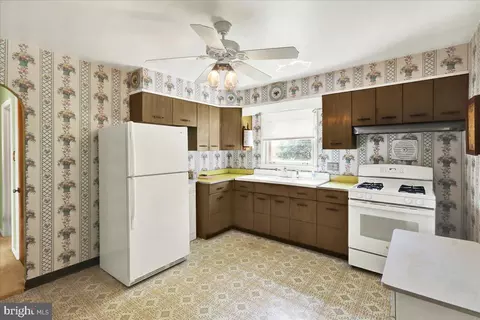1517 Kenhorst Blvd, Reading, PA 19607 photo 11