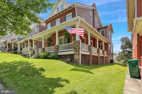 120 Hook St, Birdsboro, PA 19508