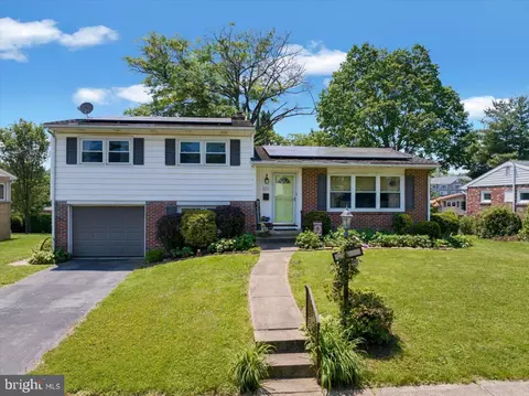 150 Elizabeth Dr, Reading, PA 19608 photo 3