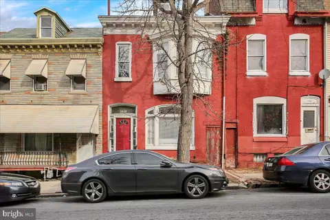 1035 Walnut St, Reading, PA 19601 photo 1