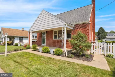 1326 Columbia Ave, Reading, PA 19607 photo 3