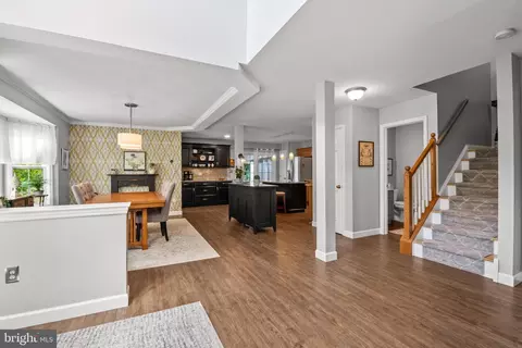 1408 Hillpoint, Reading, PA 19608 photo 3