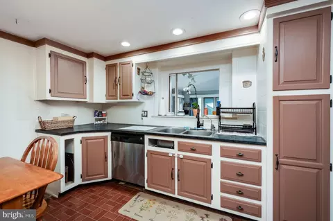 568 N Church Rd, Reading, PA 19607 photo 17