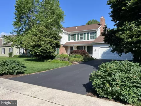 7450 Valley View Ln, Reading, PA 19606