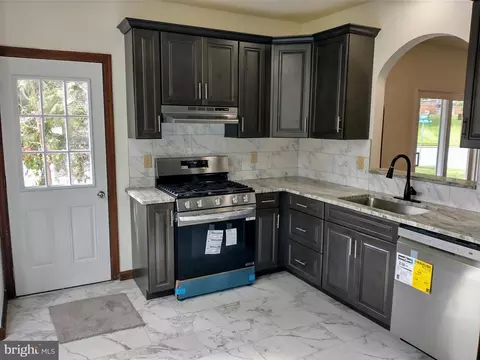 Kitchen - 512 Mifflin Blvd, Reading, PA 19607 photo 3 of 4