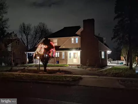 Exterior - 512 Mifflin Blvd, Reading, PA 19607 photo 11 of 12