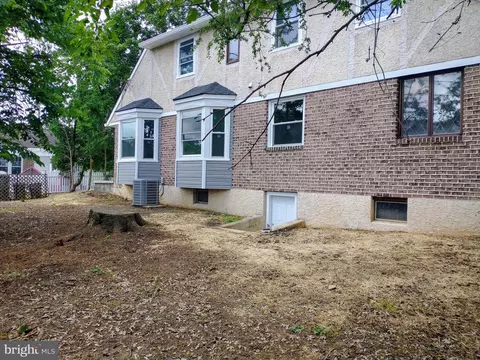 Exterior - 512 Mifflin Blvd, Reading, PA 19607 photo 7 of 12