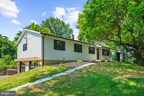 261 Indian Ln, Boyertown, PA 19512