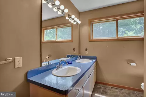 6 Sadowski Dr, Reading, PA 19606 photo 16