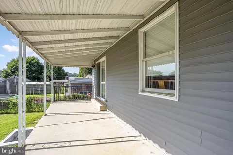 421 Carroll St, Reading, PA 19611 photo 23