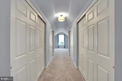 Entry Way - 404 Herington Dr, Reading, PA 19608 photo 7 of 8