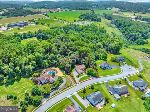 View/Area - 404 Herington Dr, Reading, PA 19608 photo 4 of 7