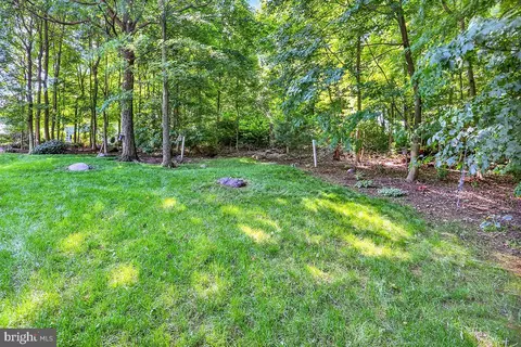 Exterior - 404 Herington Dr, Reading, PA 19608 photo 15 of 18