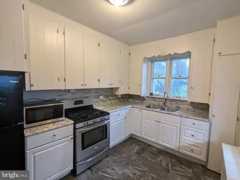 4133 Penn Ave, Sinking Spring, PA 19608 photo 26