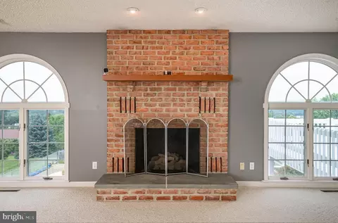Living - 540 Hain Rd, Sinking Spring, PA 19608 photo 5 of 11