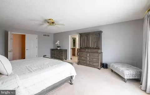 Bedroom - 540 Hain Rd, Sinking Spring, PA 19608 photo 2 of 5