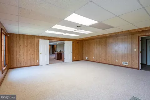 Living - 540 Hain Rd, Sinking Spring, PA 19608 photo 11 of 11
