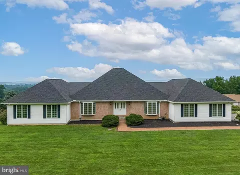 Exterior - 540 Hain Rd, Sinking Spring, PA 19608 photo 1 of 12