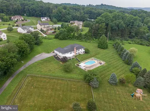 View/Area - 540 Hain Rd, Sinking Spring, PA 19608 photo 1 of 3
