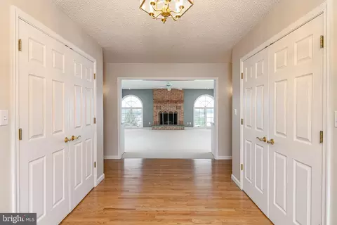 Entry Way - 540 Hain Rd, Sinking Spring, PA 19608 photo 1 of 2