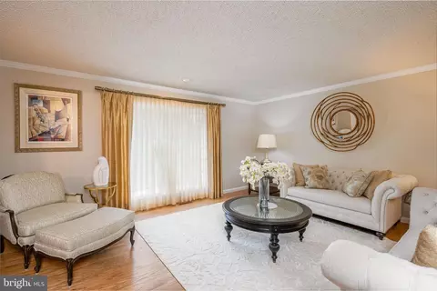 Living - 540 Hain Rd, Sinking Spring, PA 19608 photo 1 of 11
