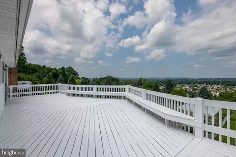 Exterior - 540 Hain Rd, Sinking Spring, PA 19608 photo 8 of 12
