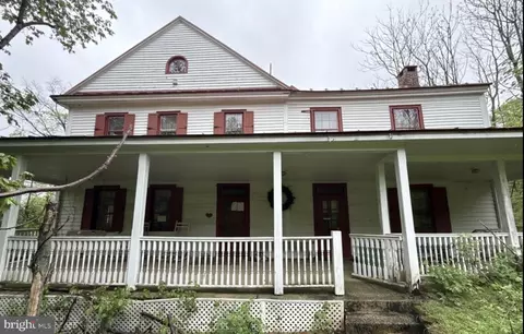 10 Kricks Mill Rd, Womelsdorf, PA 19567