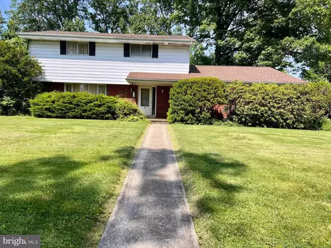 Exterior - 27 Annabeth Rd, Oley, PA 19547 photo 2 of 2