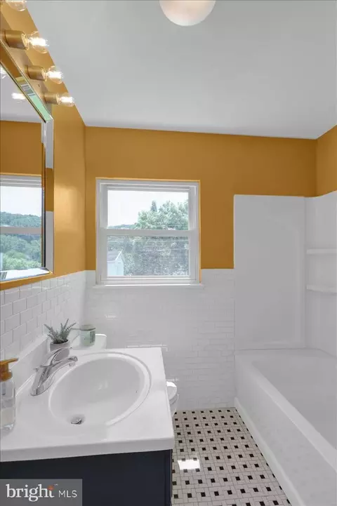 106 Gerald Ave, Reading, PA 19607 photo 16