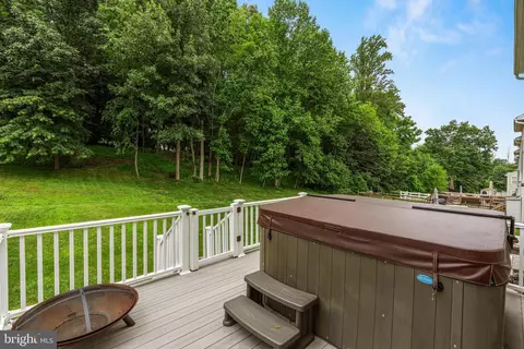 Exterior - 42 Sugar Maple Rd, Barto, PA 19504 photo 3 of 3
