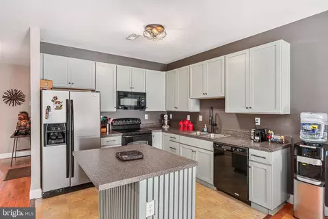 Kitchen - 42 Sugar Maple Rd, Barto, PA 19504 photo 1 of 3