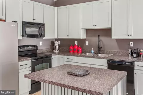 Kitchen - 42 Sugar Maple Rd, Barto, PA 19504 photo 2 of 3