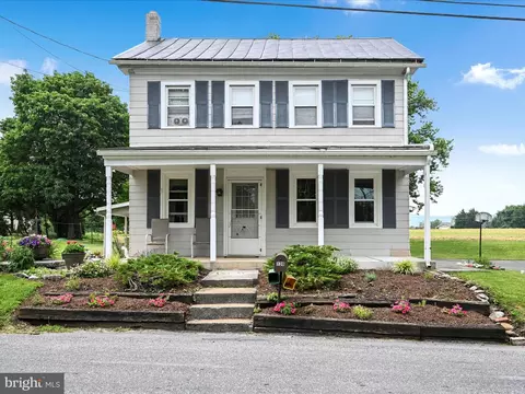 738 E Rehrersburg Rd, Bethel, PA 19507