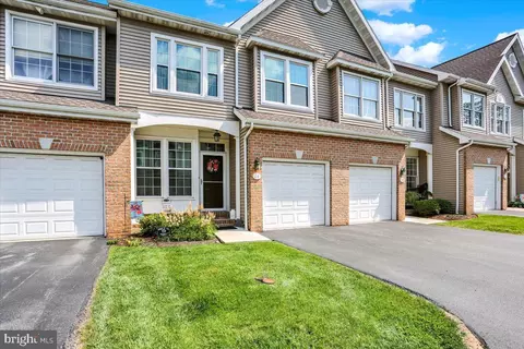 14 Wyomissing Ct, Wyomissing, PA 19610