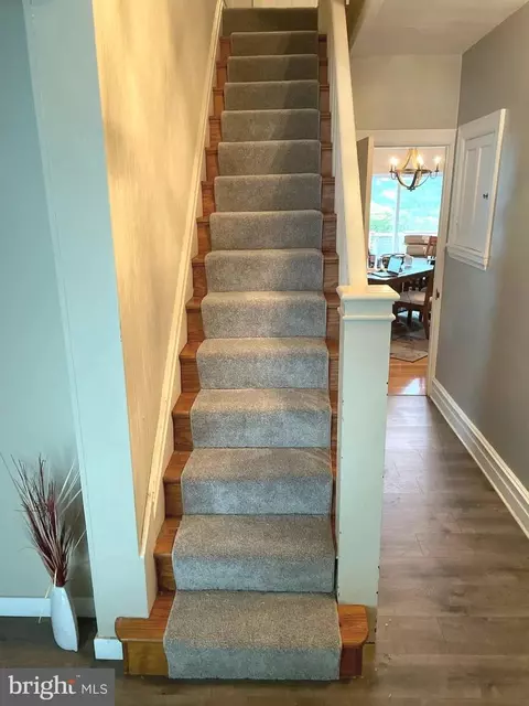 Entry Way - 301 Chestnut St, Shillington, PA 19607 photo 1 of 4