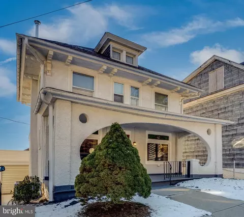 235 Friedensburg Rd, Mount Penn, PA 19606