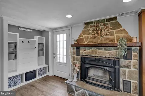Entry Way - 242 Snyder Rd, Oley, PA 19547 photo 3 of 3