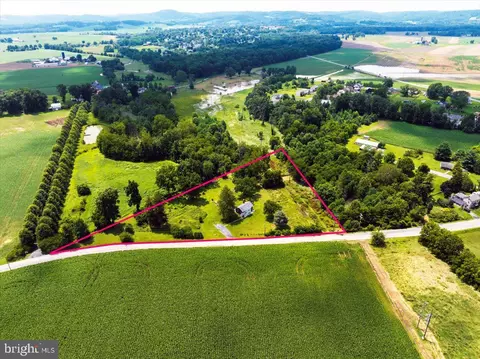 View/Area - 242 Snyder Rd, Oley, PA 19547 photo 1 of 5