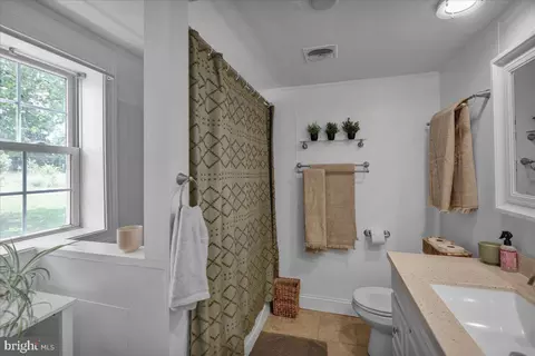 Bath - 242 Snyder Rd, Oley, PA 19547 photo 1 of 1
