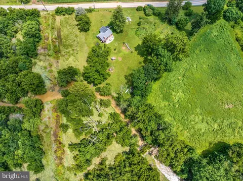 View/Area - 242 Snyder Rd, Oley, PA 19547 photo 3 of 5