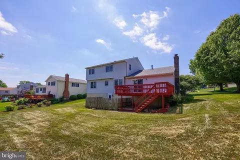 Exterior - 121 Sage Dr, Reading, PA 19608 photo 5 of 9
