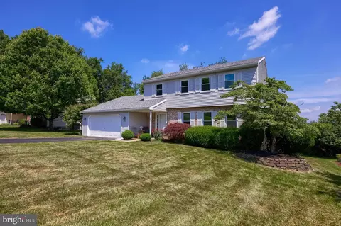 Exterior - 121 Sage Dr, Reading, PA 19608 photo 8 of 9